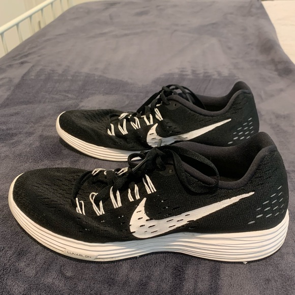 Nike lunarlon sneaker (size 9) - Picture 3 of 10